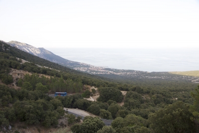 Вид на Cala Gonone с перевала